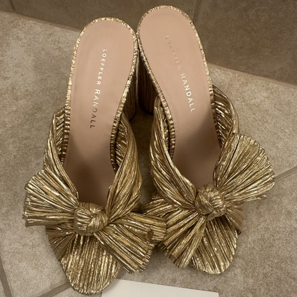 Loeffler Randall Gold Mules with Ornate Bow - Picture 4 of 4
